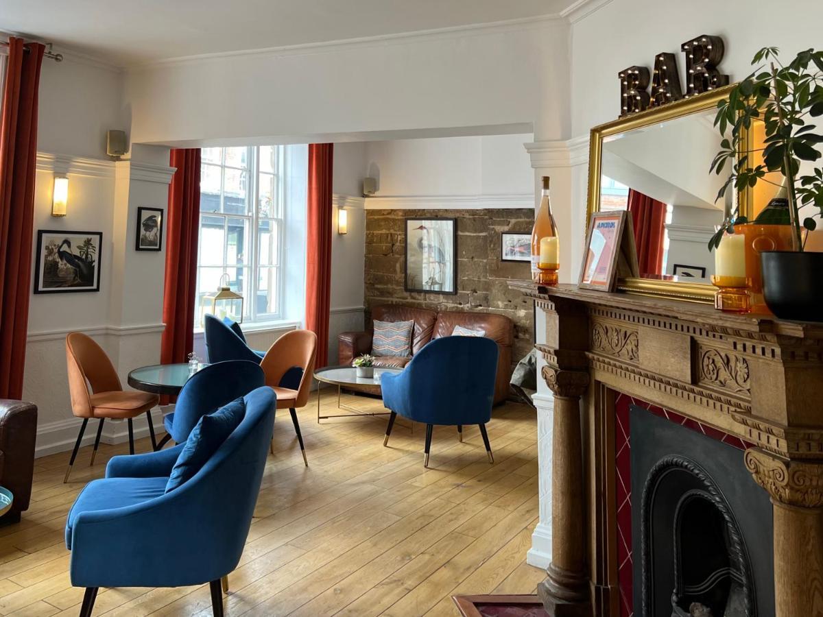 The Arms 3* Warwick (Warwickshire)