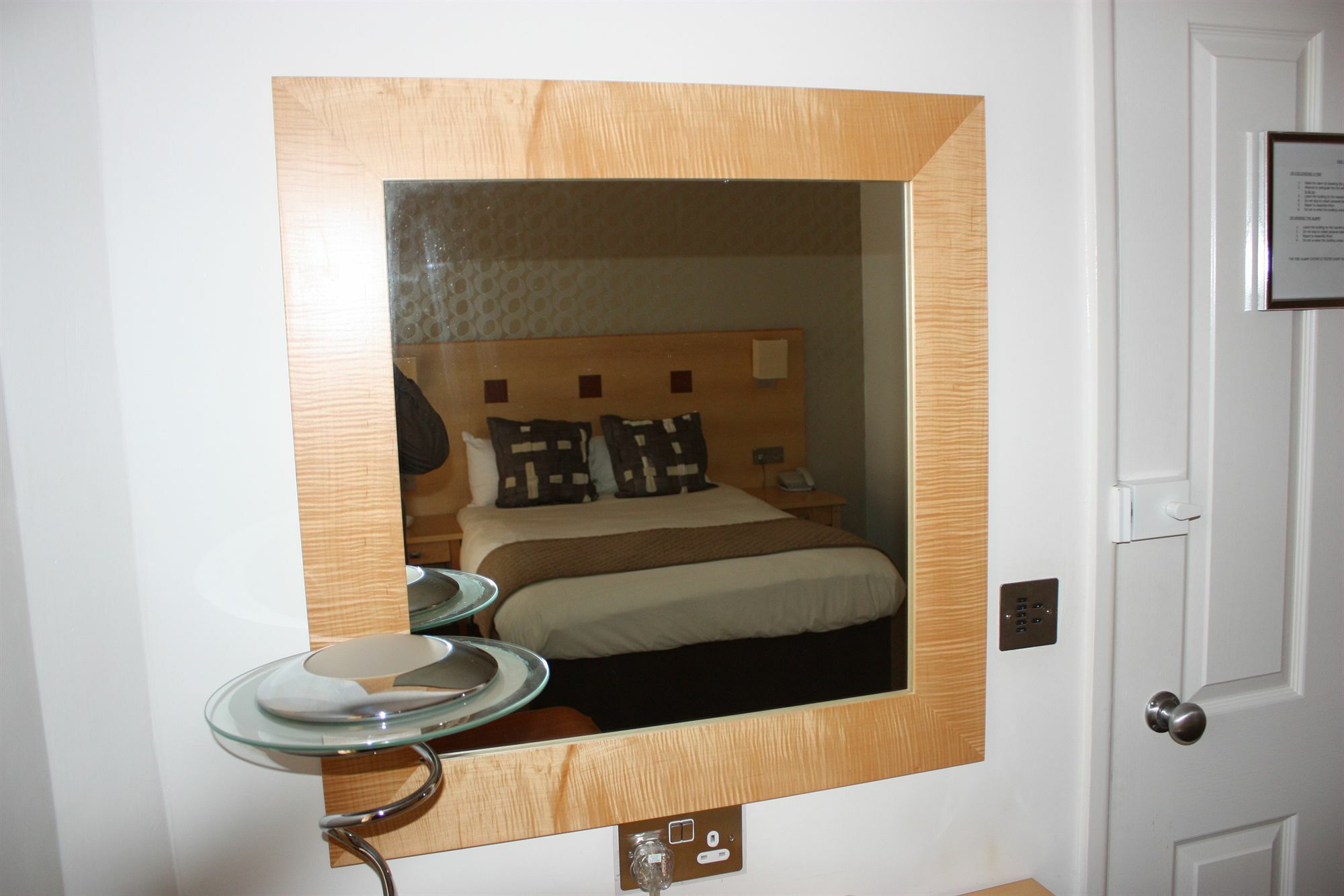 Hotel The Arms